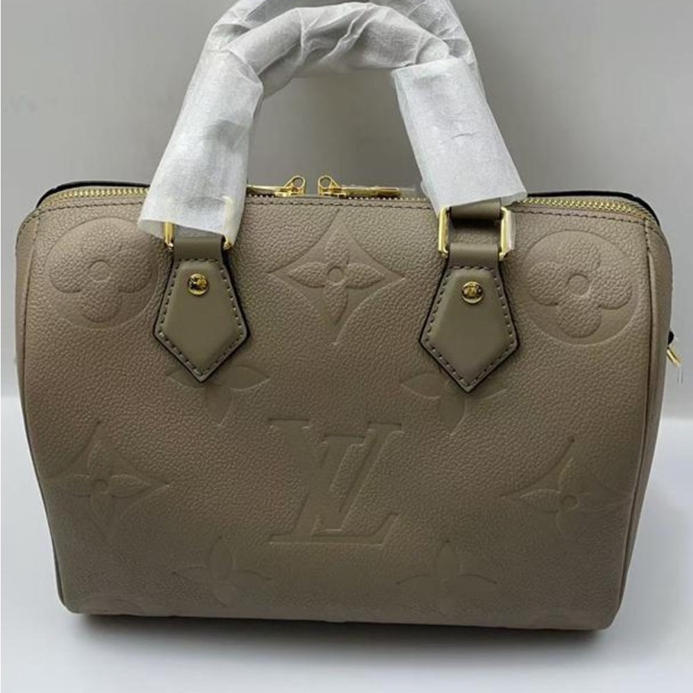 LV turtle dove speedy 25 in Eempertine - Picture 2 of 7